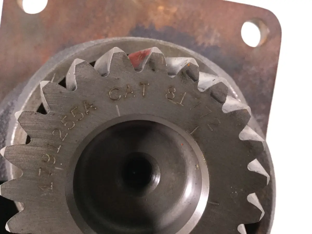 CATERPILLAR COVER PLATE 1773036 USED - Picture 3