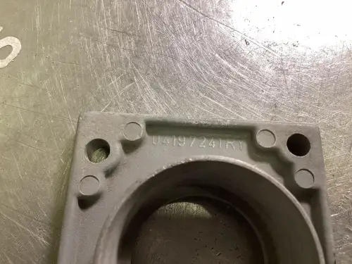 USED DEUTZ INTERM.FLANGE 04197240 - Thumb image 2