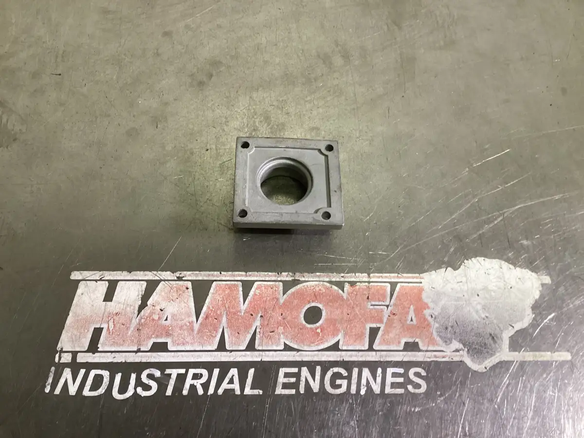 USED DEUTZ INTERM.FLANGE 04197240 - Picture 3