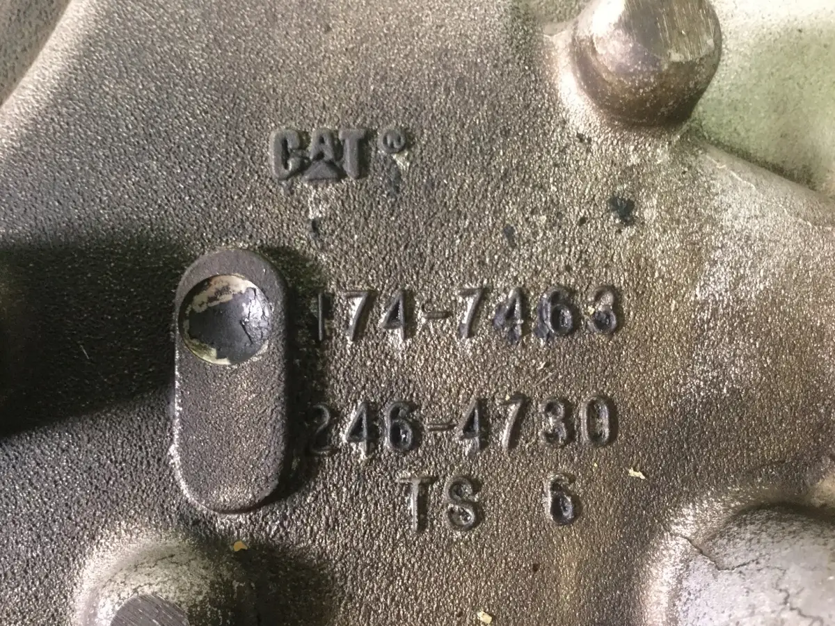 CATERPILLAR TIMING HOUSING 1747463 USED - Picture 2