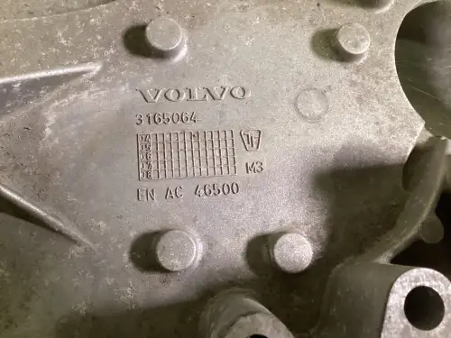 VOLVO PENTA 3165064 USADO - Imagen miniatura 2