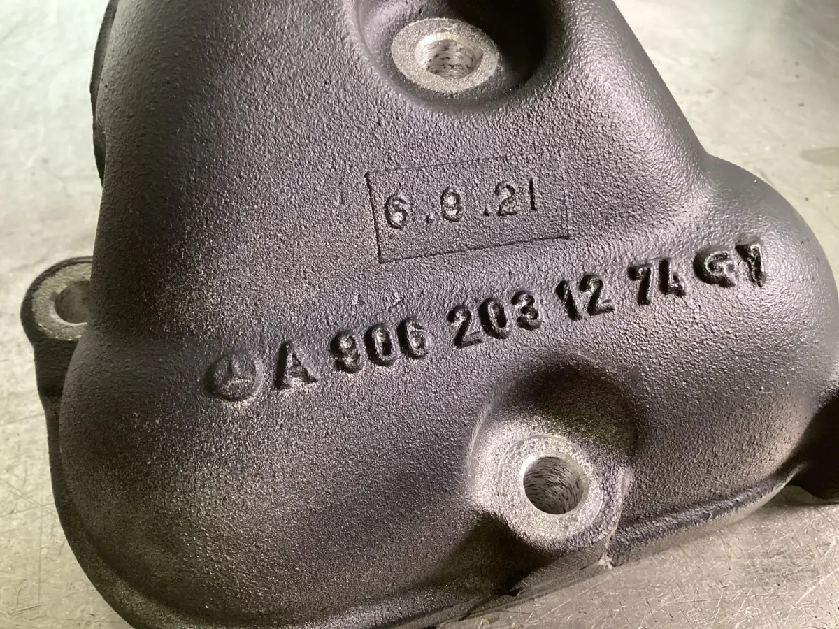 MERCEDES A 906 203 12 74 UTILISÉ - Image 2