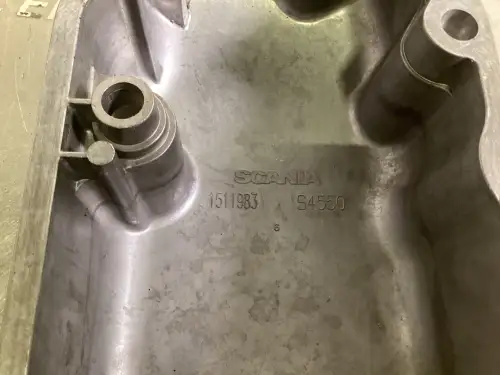 SCANIA ROCKER COVER 1511983 USED - Thumb image 2