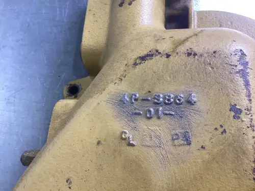 CATERPILLAR CONEXIÓN DE BOMBA DE AGUA 4P3864 USADA - Imagen miniatura 2