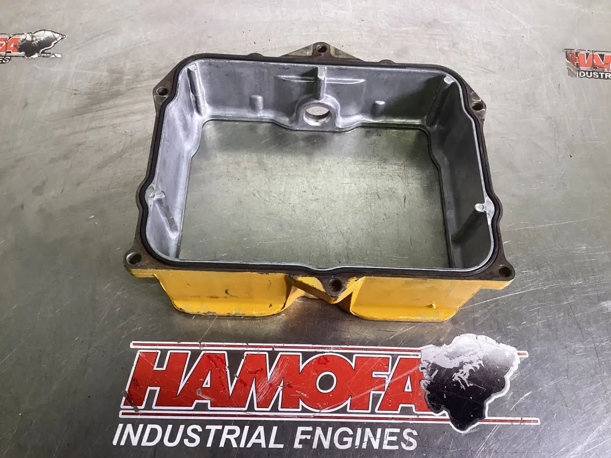 CATERPILLAR INTERMEDIATE VALVE COVER 1069488 USED - Picture 3
