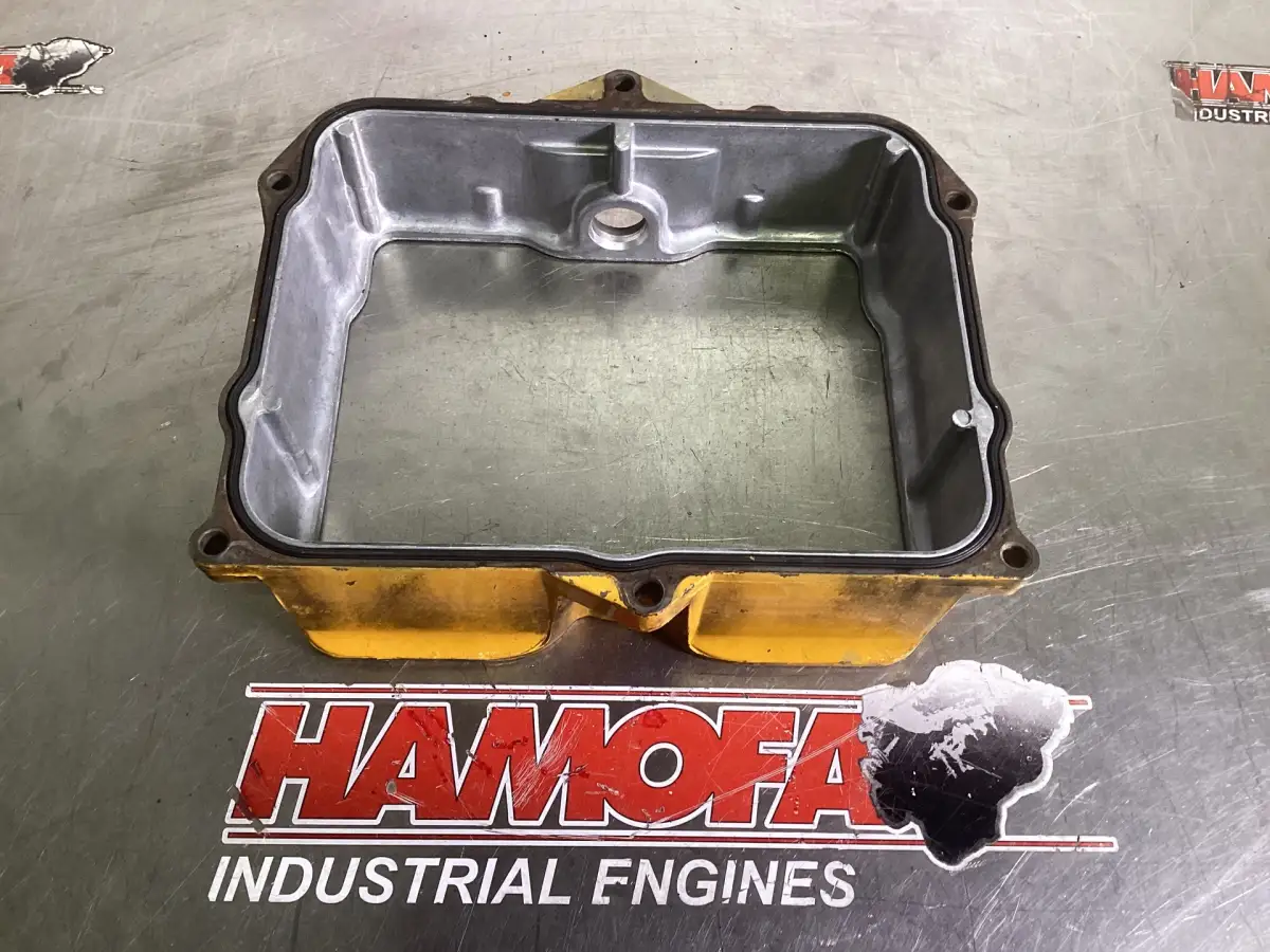 CATERPILLAR INTERMEDIATE VALVE COVER 1069488 USED - Picture 3