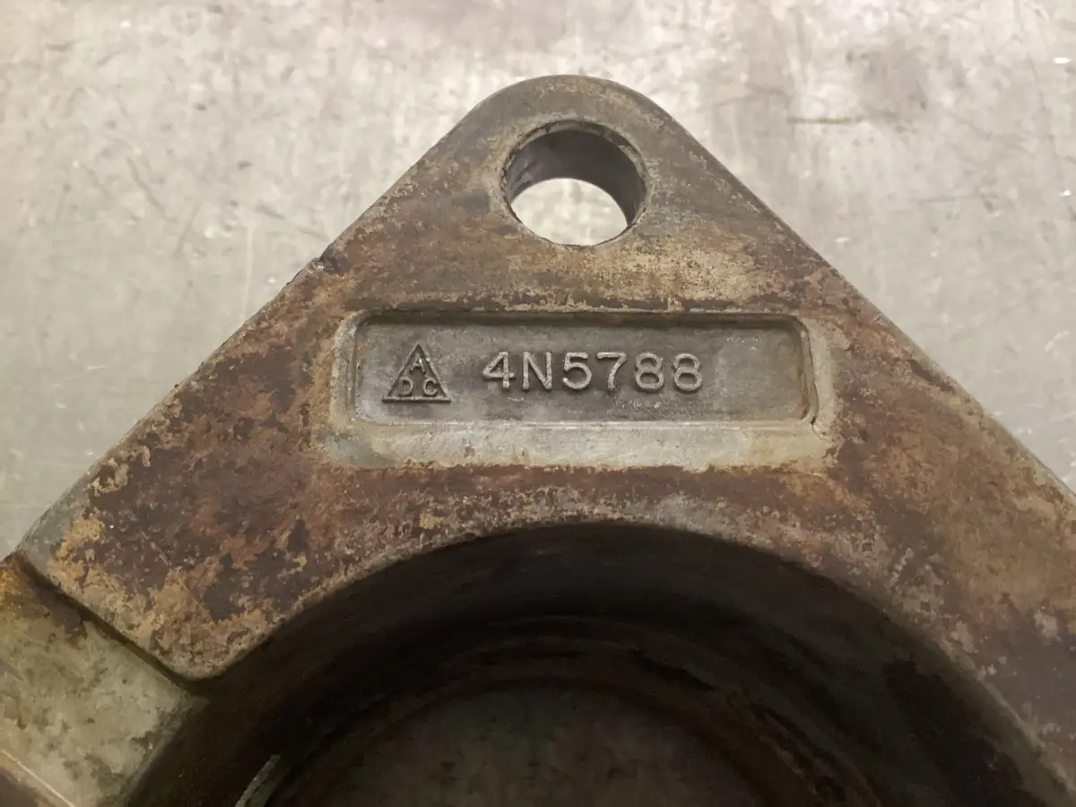 CATERPILLAR ADAPTOR 4N5788 USED - Picture 2