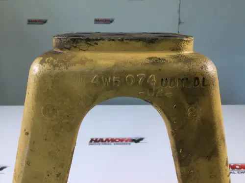 SOPORTE DE MOTOR CATERPILLAR 4W5074 USADO - Imagen miniatura 2