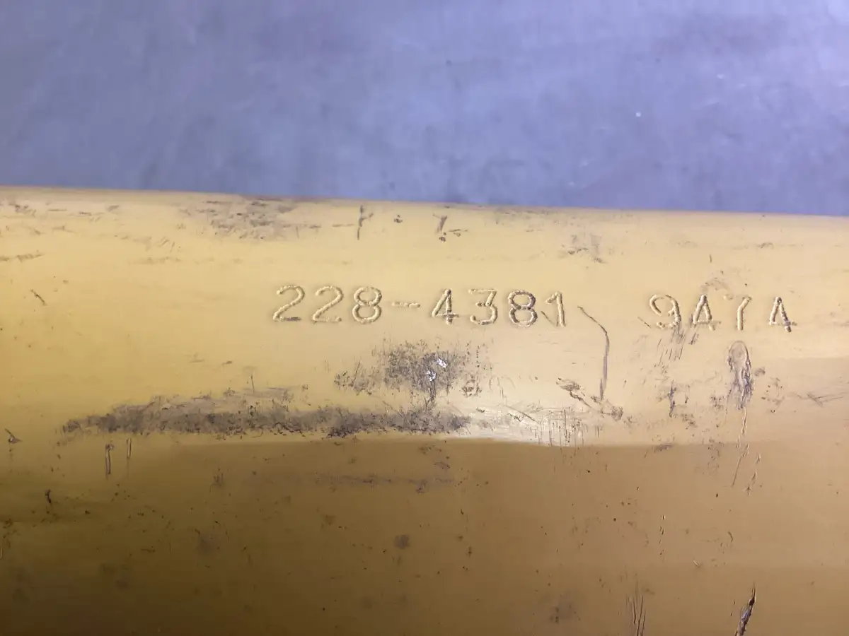 CATERPILLAR WASSERROHR 2284381 GEBRAUCHT – Bild 2