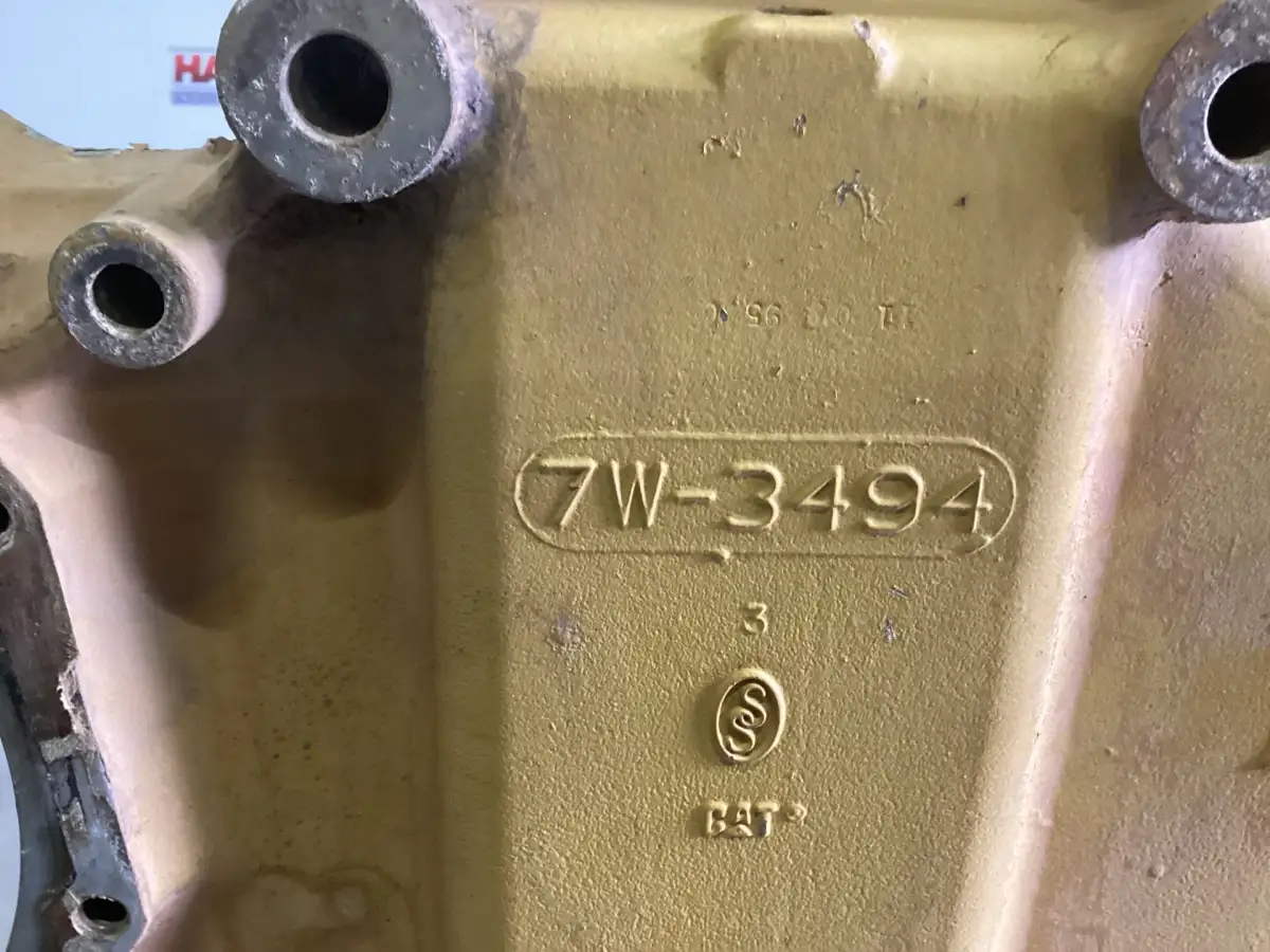 CATERPILLAR TIMING HOUSING 7W3494 USED - Picture 2