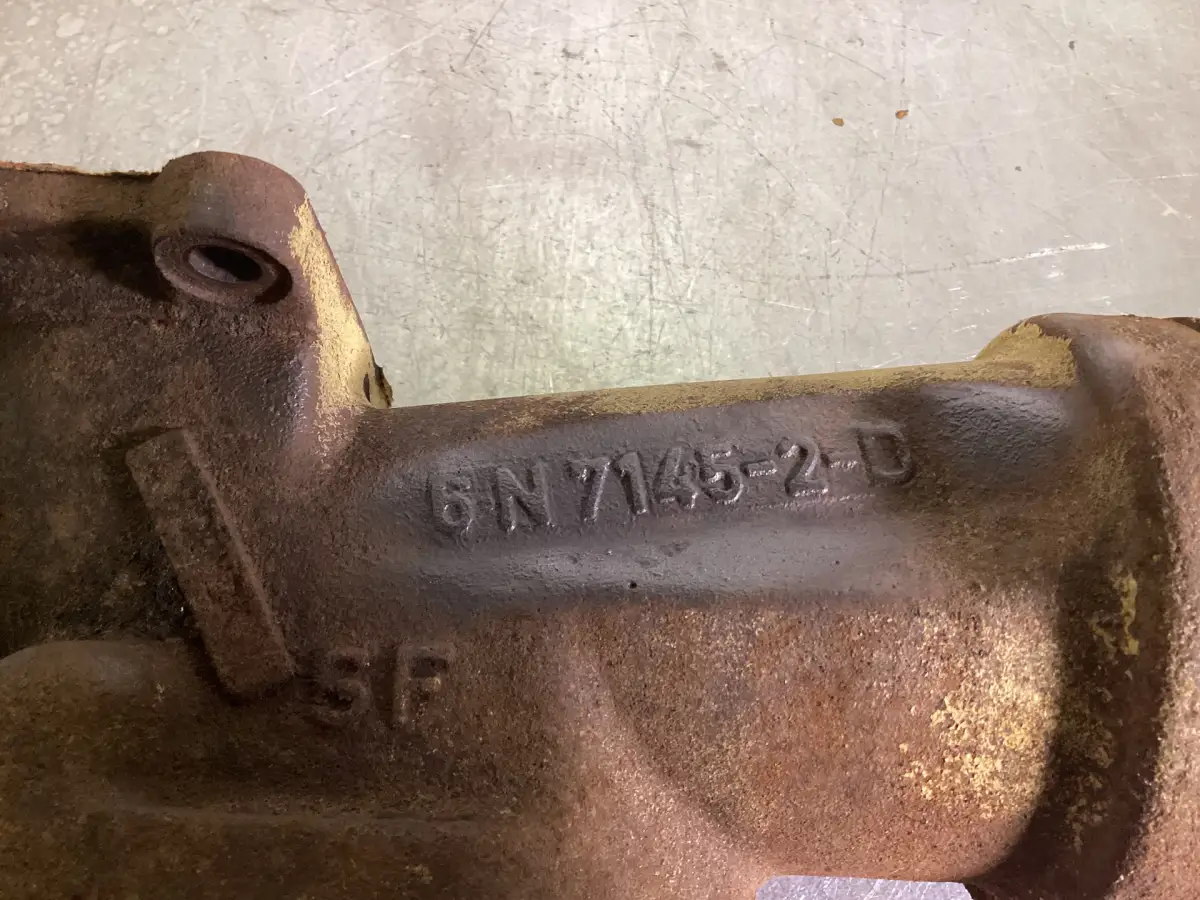 CATERPILLAR OIL COOLER COVER 6N7145 USED - Picture 2