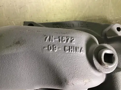 CATERPILLAR WATER PUMP CONNECTION 7N1572 USED - Thumb image 2