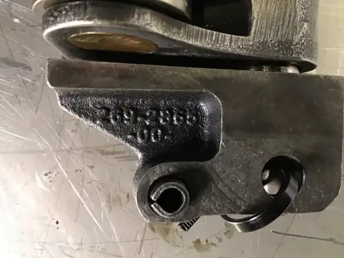 CATERPILLAR ROCKER SHAFT, BOTTOM, COMPLEET ASSY. 2374376 GEBRUIKT - Miniatuur afbeelding 2