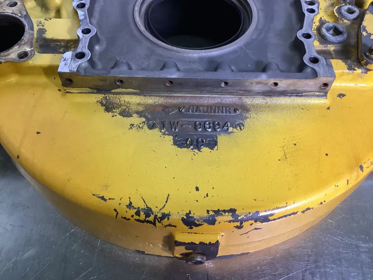 CATERPILLAR FLYWHEEL HOUSING 1W9694 USED - Picture 2