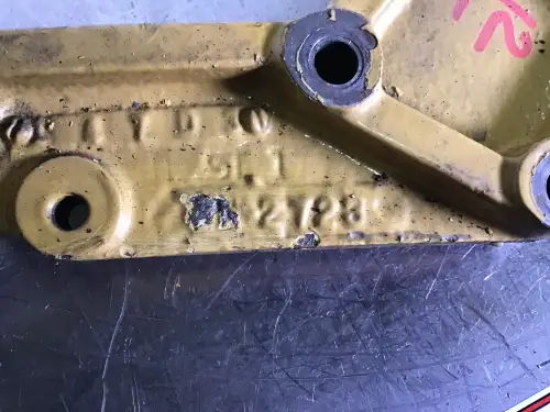 CATERPILLAR ALTERNATOR BRACKET 6N2723 USED - Thumb image 2