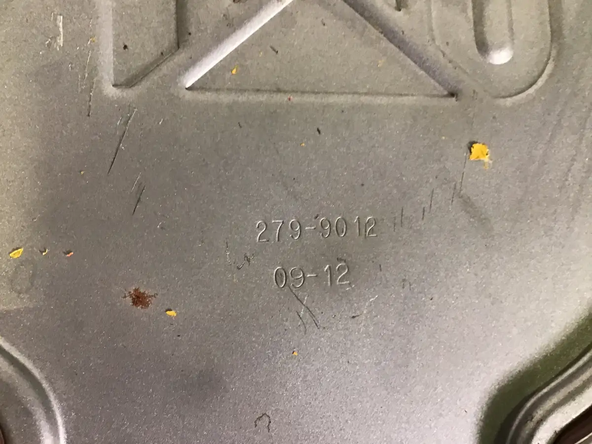 CATERPILLAR DISTRIBUTION COVER 2799012 USED - Picture 2