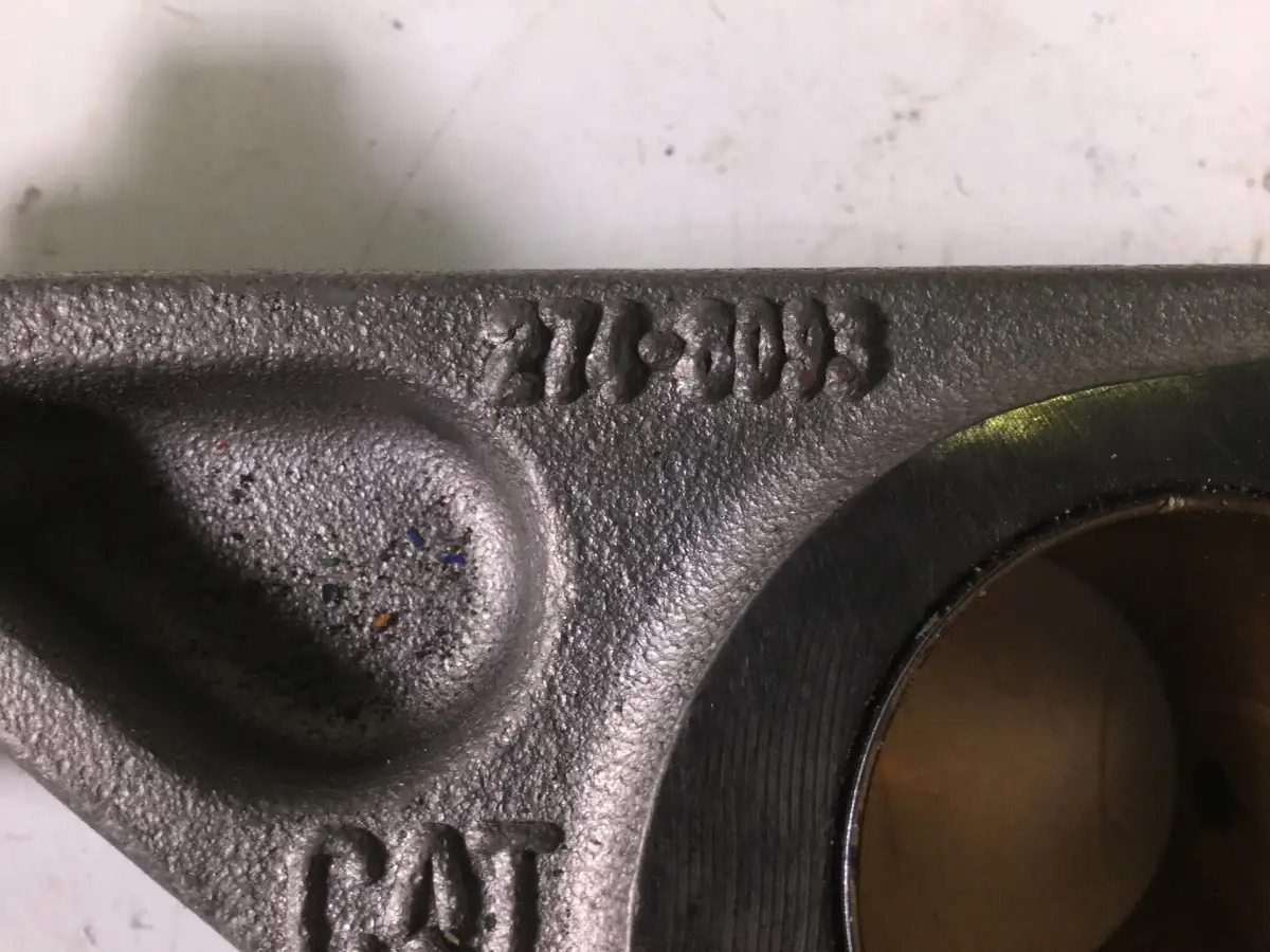 CATERPILLAR INJECTOR SCHWENKARM 2781365 GEBRUIKT - Afbeelding 2