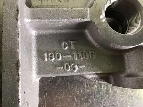CATERPILLAR OIL FILTER HOUSING 1901106 USED - Thumb image 2