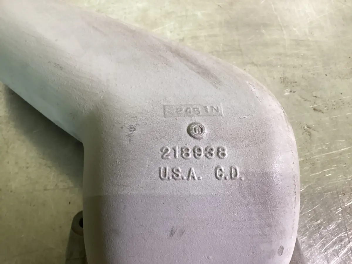 CUMMINS V28 CODO DE ADMISIÓN 218938 USADO - Imagen 2