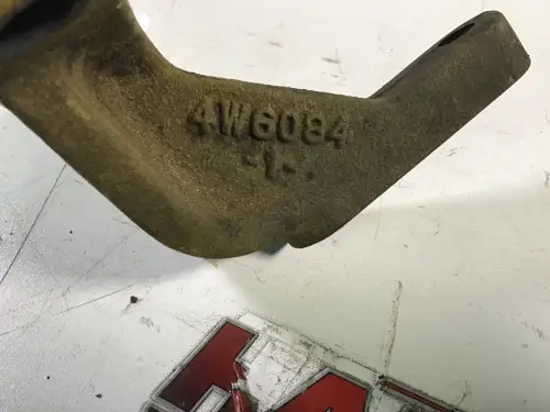 ПОДДЕРЖКА CATERPILLAR 4W6084 Б/У - Миниатюра 2
