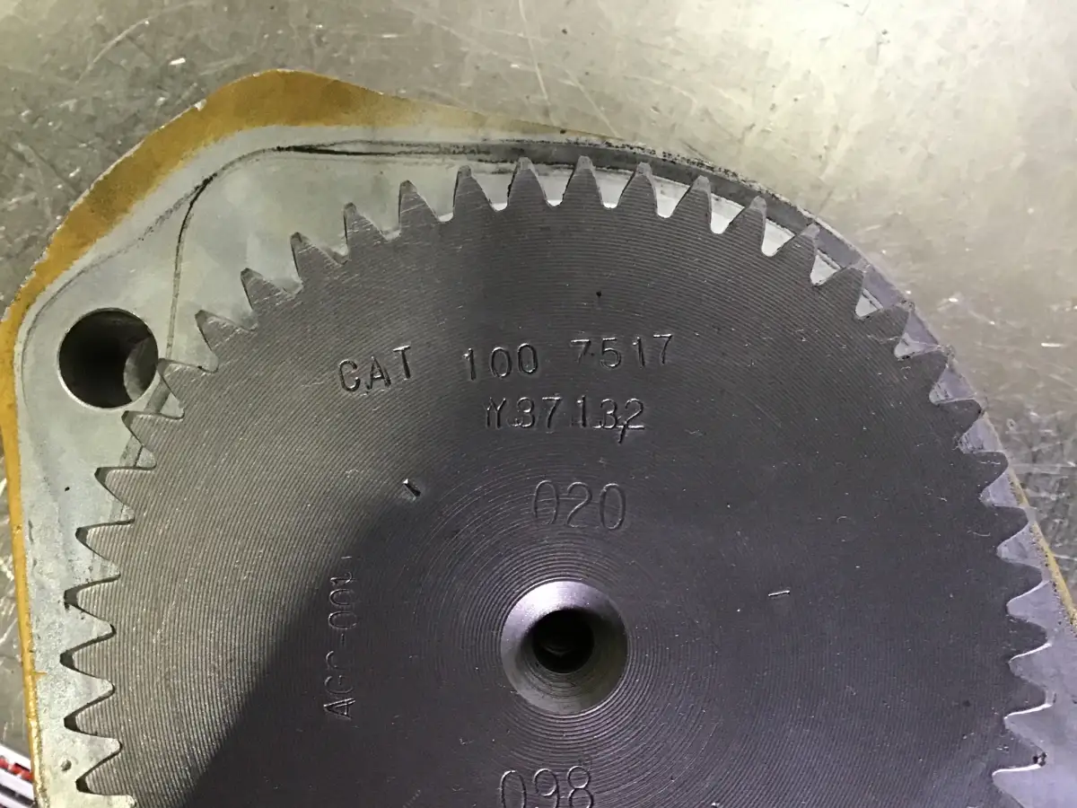 CATERPILLAR HELICAL GEAR PTO 1007517 UTILISÉ - Image 2