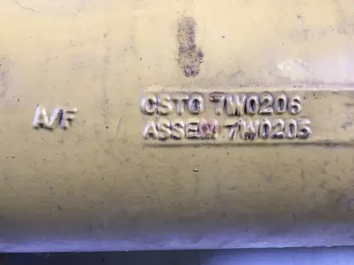 CATERPILLAR OIL COOLER 7W0205 USED - Thumb image 2