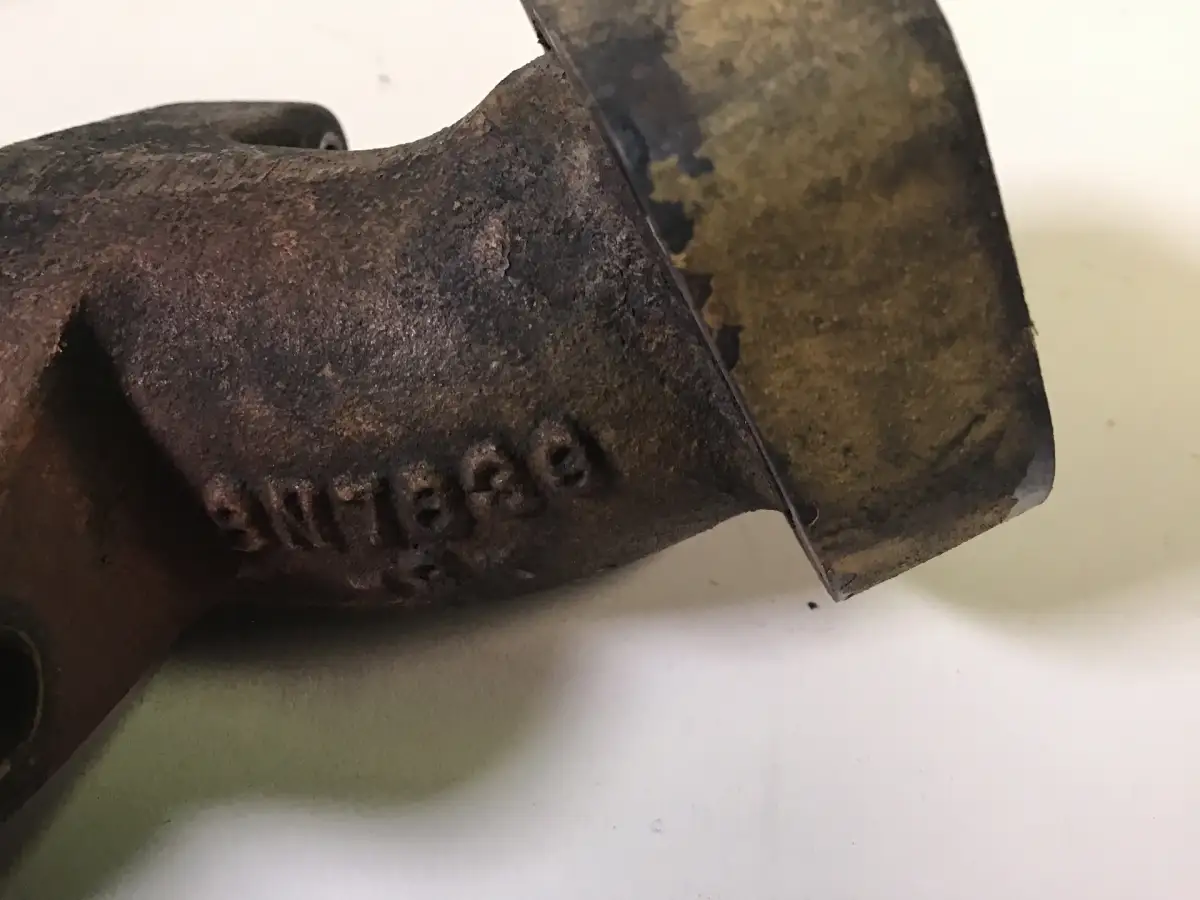 CATERPILLAR WATER ELBOW 8N7639 USED - Picture 3