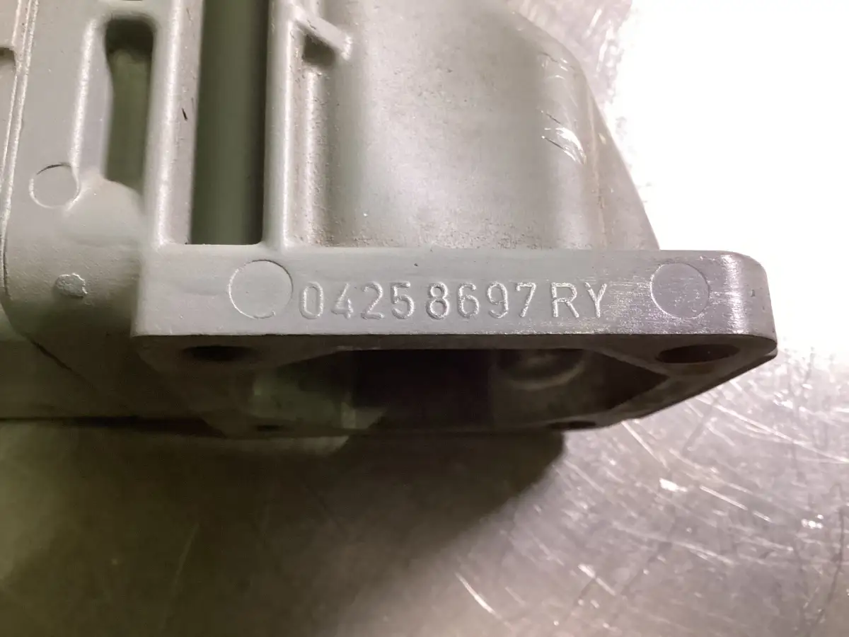 DEUTZ 0425 8697 USADO - Imagen 2