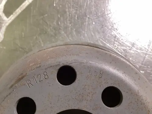 JOHN DEERE JD 6.8L FRONT PULLEY R128658 USED - Thumb image 2