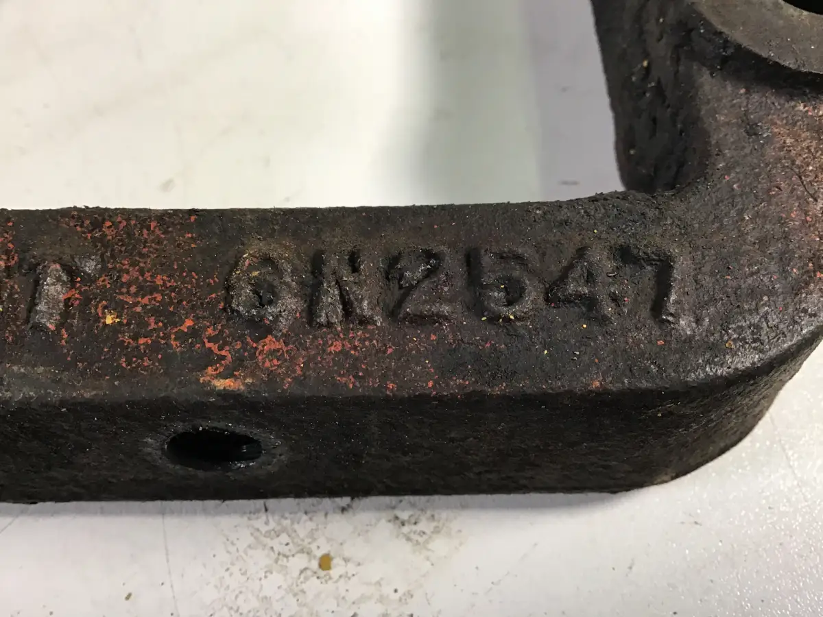 CATERPILLAR SUPPORT BRACKET 6N2547 USED - Picture 2