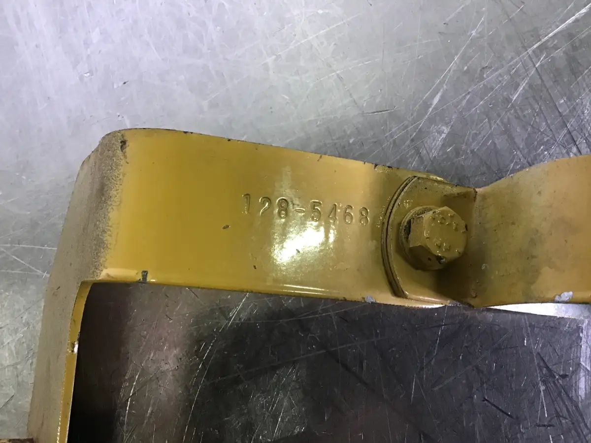CATERPILLAR SOPORTE 1285468 USADO - Imagen 2
