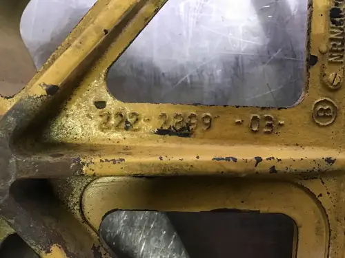 CATERPILLAR VENTILATOR HUB 2222899 USED - Thumb image 2
