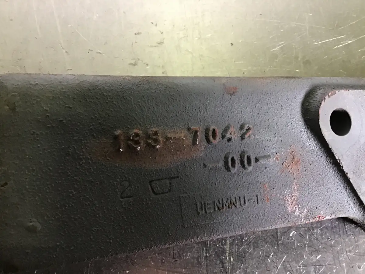 CATERPILLAR SUPPORT 1337042 USED - Picture 2