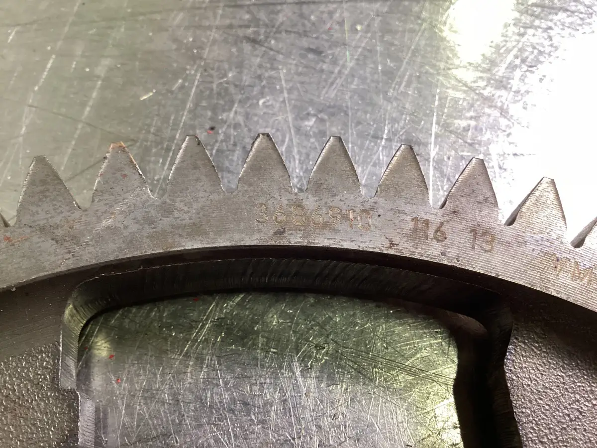 CUMMINS ENGRENAGE IDLER 3686910 USADO - Imagen 2