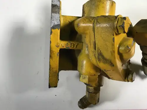 CATERPILLAR BOÎTIER DE FILTRE À CARBURANT 8N0800 USAGÉ - Miniature 1