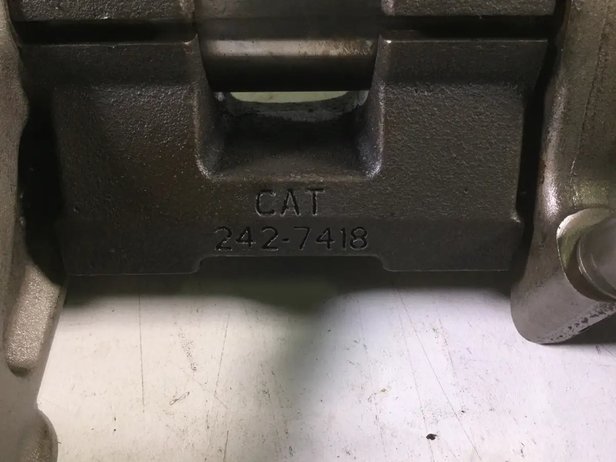 CATERPILLAR TUIMELAAR LAGERHUIS 2427418 GEBRUIKT - Afbeelding 2
