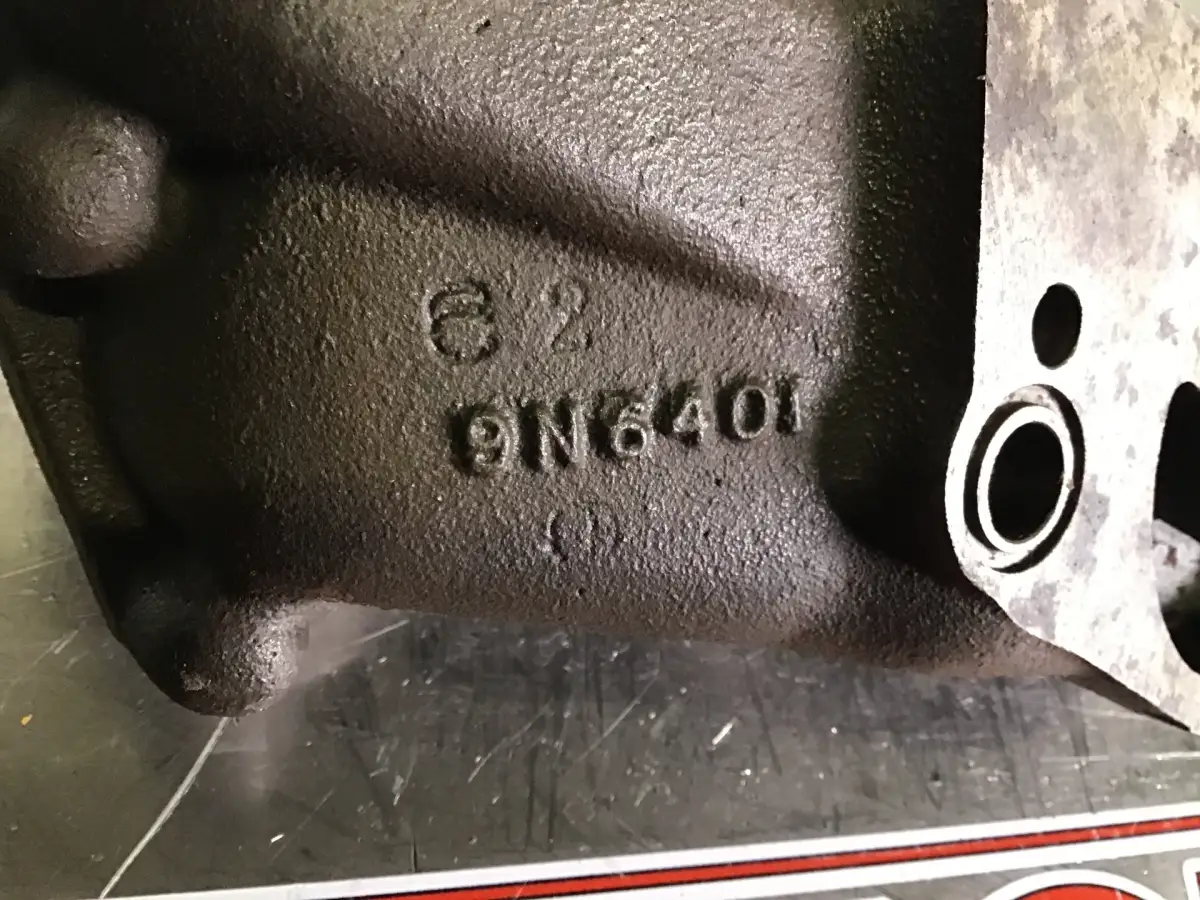 GEUTILISEERDE CATERPILLAR OLIJPOMP BEHUIZING 9N6401 - Afbeelding 2