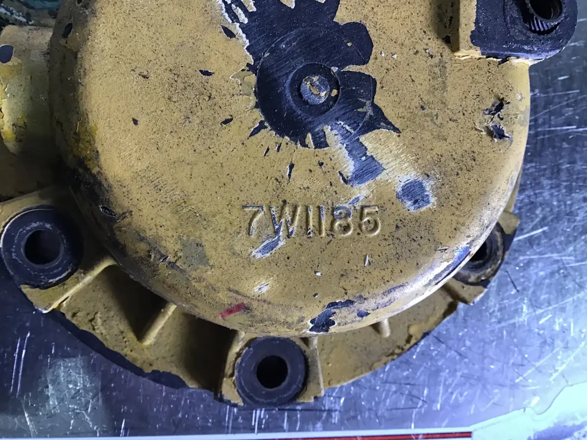 CATERPILLAR HEAT EXCHANGE COVER 7W1185 USED - Picture 2