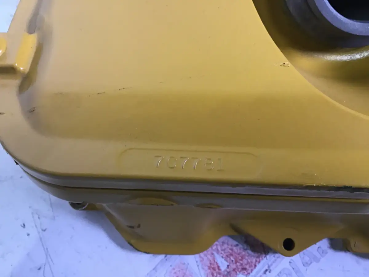 CATERPILLAR CAT 3412 COVER 7C7781 USED - Picture 3