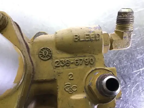 CATERPILLAR FUEL FILTER HOUSING 2386790 USED - Thumb image 2