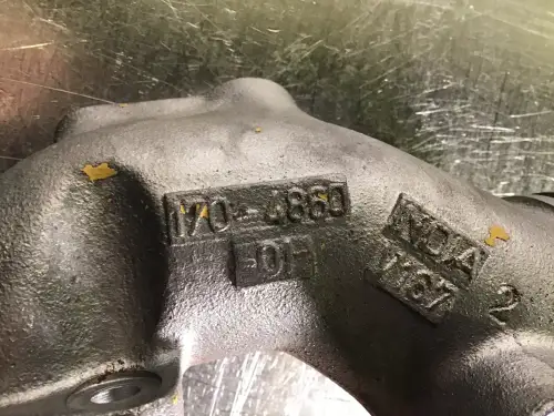 CATERPILLAR КРЫШКА ОХЛАЖДЕНИЯ МАСЛА 1704860 Б/У - Миниатюра 2