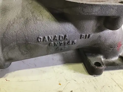 CATERPILLAR OIL COOLER COVER 6N7145 USED - Thumb image 2