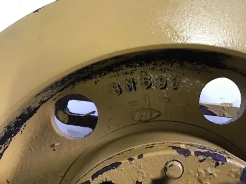 CATERPILLAR ШКИВ V-РЕМЕНА 6N0597 Б/У - Миниатюра 2