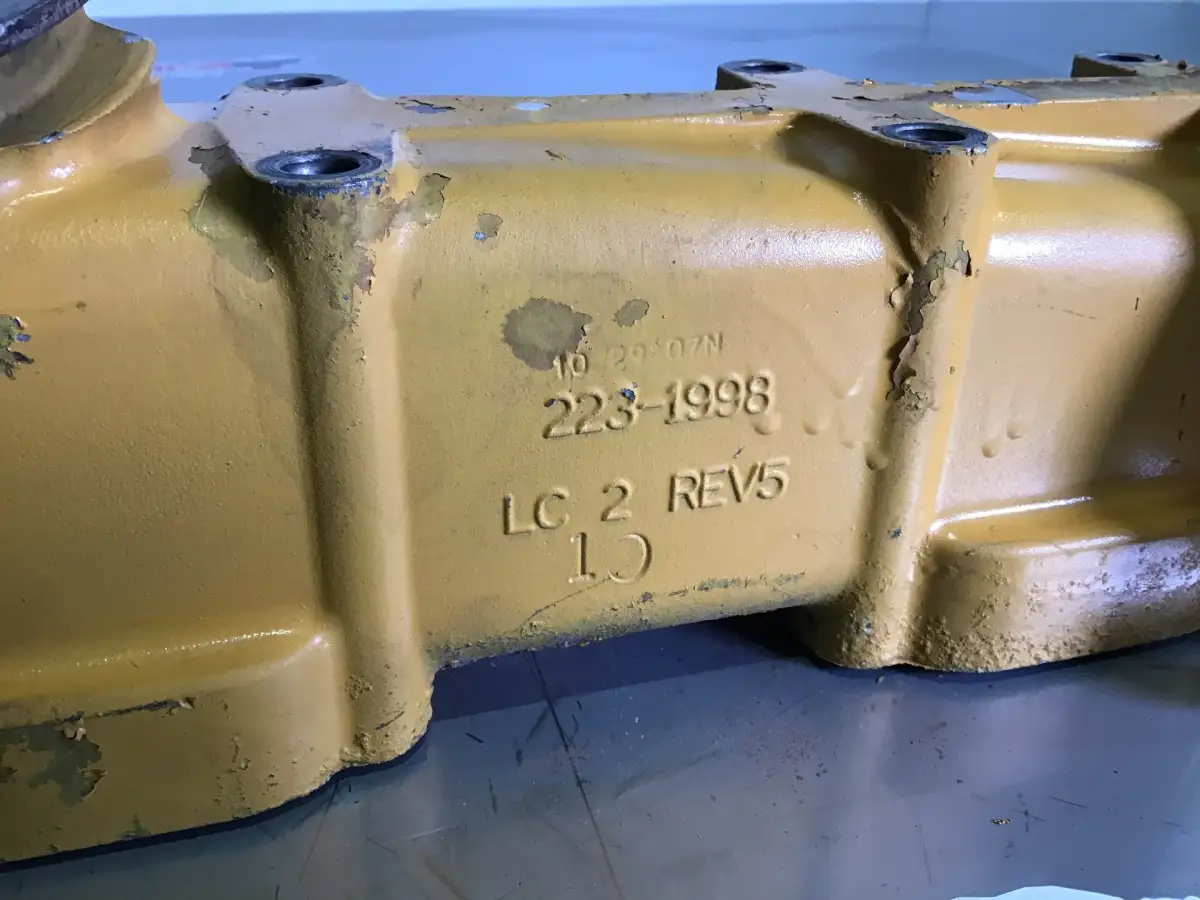 COLECTOR DE ADMISION CATERPILLAR 2231998 USADO - Imagen 2