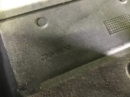 CATERPILLAR ROCKERDECKEL 2389850 GEBRAUCHT – Vorschaubild 2
