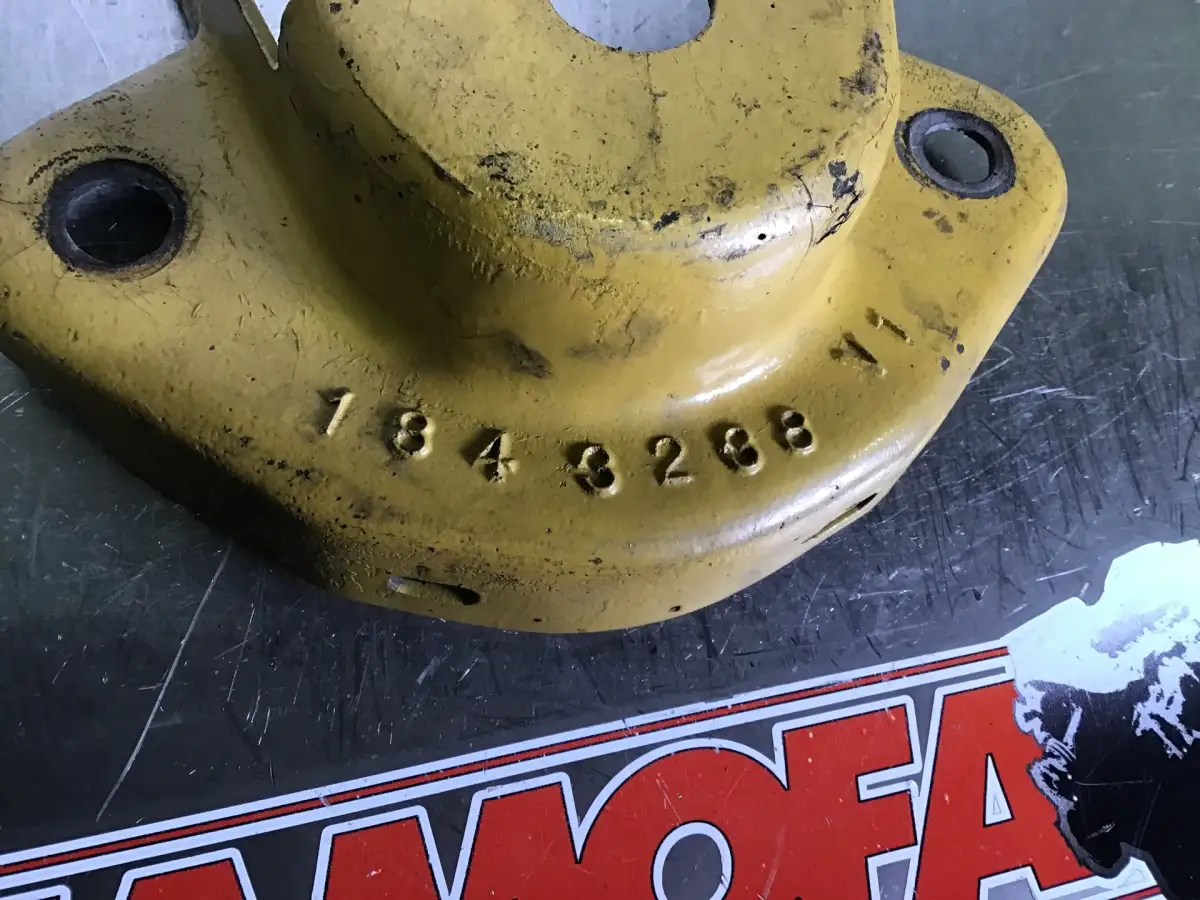 CATERPILLAR PROTECTIVE CAP 1843238 USED - Picture 2