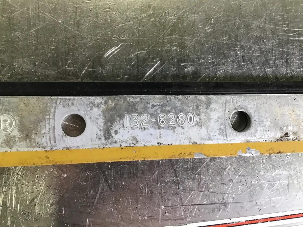 CATERPILLAR RUBBER GASKET 1326260 USED - Picture 2