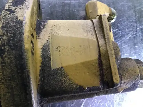 CATERPILLAR FUEL LIFT PUMP 2862531 USED - Thumb image 2