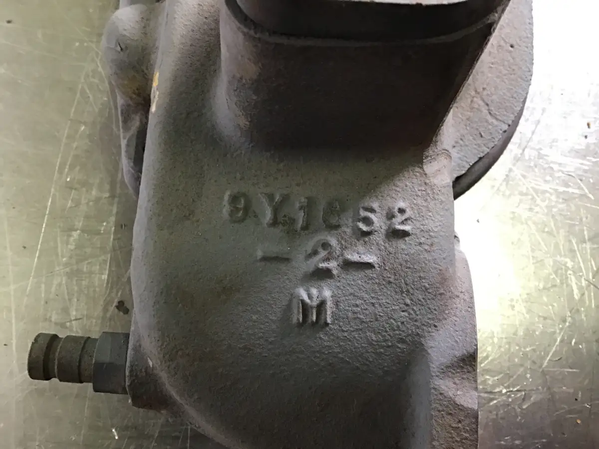 CATERPILLAR OLIEFILTERBEHUZING 9Y1652 GEBRUIKTE - Afbeelding 2