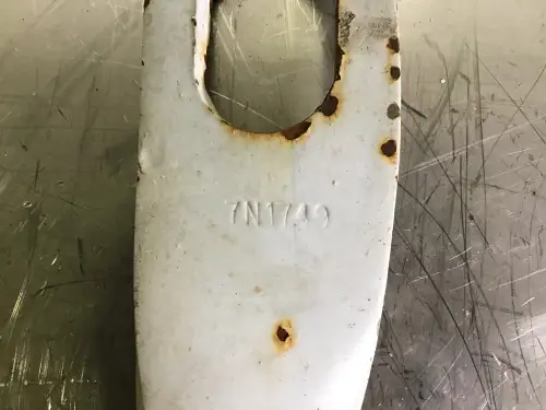 CATERPILLAR 7N1749 USED VALVE COVER - Thumb image 2
